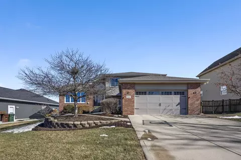 550 Doxbury Ln, New Lenox, IL 60451