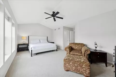 Bedroom - 100 Devoe Dr, Oswego, IL 60543 photo 1 of 3
