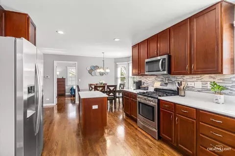 Kitchen - 2843 Winchester Dr, Elgin, IL 60124 photo 3 of 3