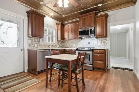 Kitchen - 401 S Mclean St, Bloomington, IL 61701 photo 1 of 3