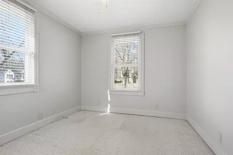 Bedroom - 401 S Mclean St, Bloomington, IL 61701 photo 3 of 4