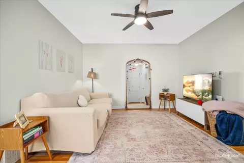Living - 505 Ryan Ln, West Dundee, IL 60118 photo 6 of 6