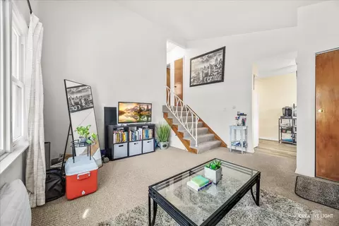 Living - 505 Ryan Ln, West Dundee, IL 60118 photo 5 of 6