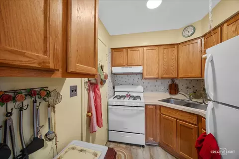 Kitchen - 505 Ryan Ln, West Dundee, IL 60118 photo 1 of 3