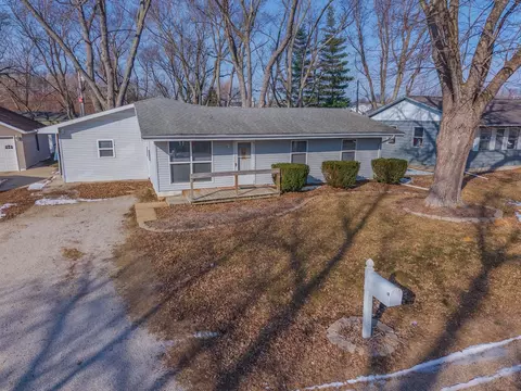 View/Area - 8198 Pine Ave, Downs, IL 61736 photo 1 of 11