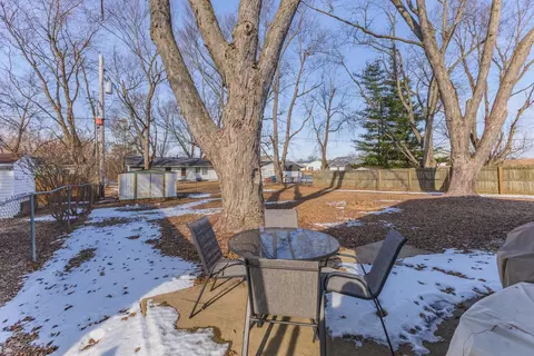 Exterior - 8198 Pine Ave, Downs, IL 61736 photo 1 of 7