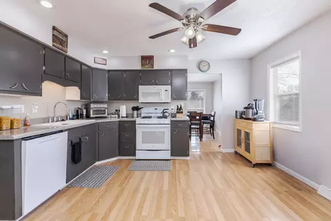 Kitchen - 8198 Pine Ave, Downs, IL 61736 photo 5 of 5