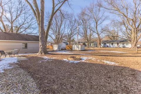 Exterior - 8198 Pine Ave, Downs, IL 61736 photo 4 of 7