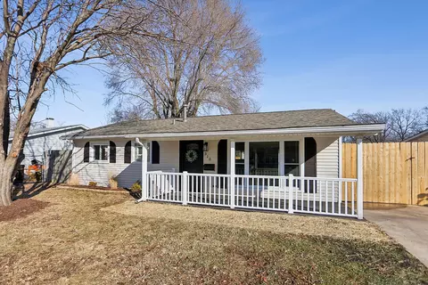 310 Mccameron Ave, Lockport, IL 60441