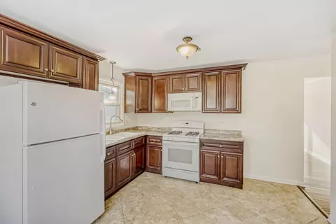 Kitchen - 1630 Maple Ln, Elgin, IL 60123 photo 3 of 3