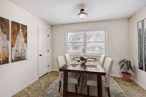 Dining - 1630 Maple Ln, Elgin, IL 60123 photo 1 of 1
