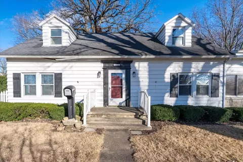 Exterior - 603 S Main St, Eureka, IL 61530 photo 4 of 12
