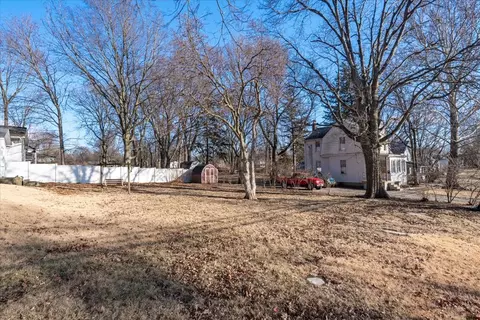 Exterior - 603 S Main St, Eureka, IL 61530 photo 9 of 12