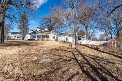 Exterior - 603 S Main St, Eureka, IL 61530 photo 5 of 12