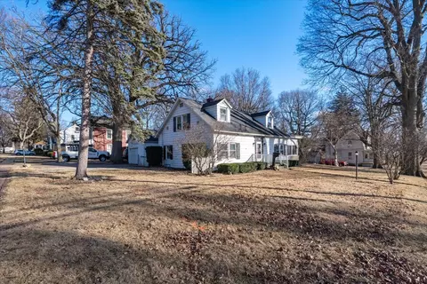 Exterior - 603 S Main St, Eureka, IL 61530 photo 3 of 12