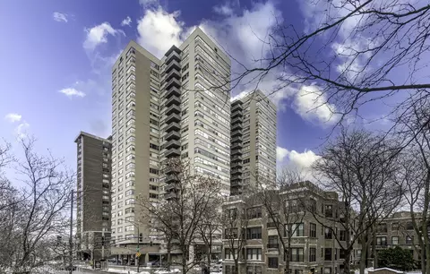 6301 N Sheridan Rd #6C, Chicago, IL 60660