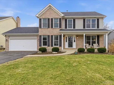 2782 Miller Rd, Geneva, IL 60134