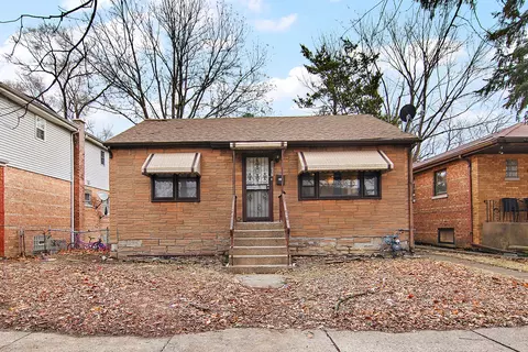13707 S Atlantic Ave, Riverdale, IL 60827