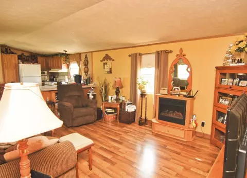 Living - 33850 E 2900 North Rd, Dwight, IL 60420 photo 3 of 3