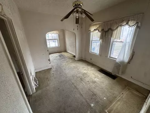 Living - 743 E 88th St, Chicago, IL 60619 photo 1 of 2