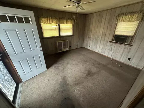 Living - 743 E 88th St, Chicago, IL 60619 photo 2 of 2