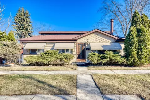 5192 Otto Pl, Oak Lawn, IL 60453