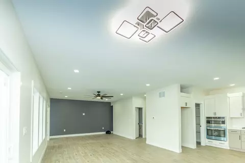 Living - 379 Larkspur Ln, Normal, IL 61761 photo 2 of 6