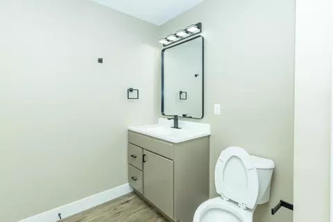 Bath - 379 Larkspur Ln, Normal, IL 61761 photo 5 of 10