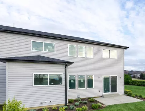 Exterior - 379 Larkspur Ln, Normal, IL 61761 photo 6 of 6