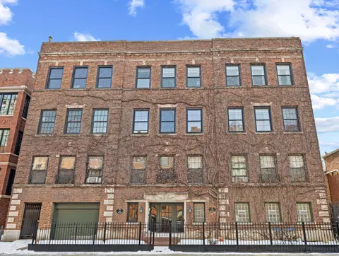 559 W Roscoe St #1E, Chicago, IL 60657