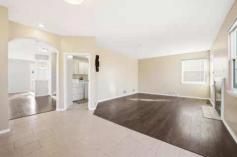 Living - 2140 Colchester Ave, Hoffman Estates, IL 60192 photo 8 of 10
