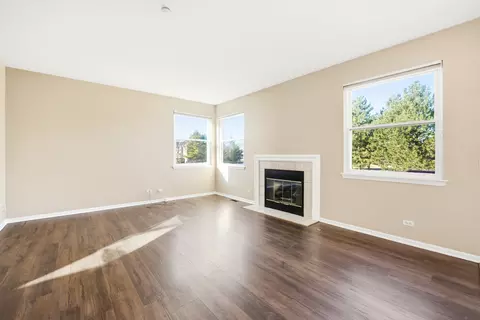 Living - 2140 Colchester Ave, Hoffman Estates, IL 60192 photo 9 of 10