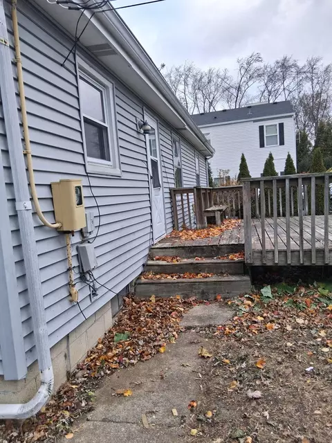 Other - 213 S Summit St, Wheaton, IL 60187 photo 3 of 17