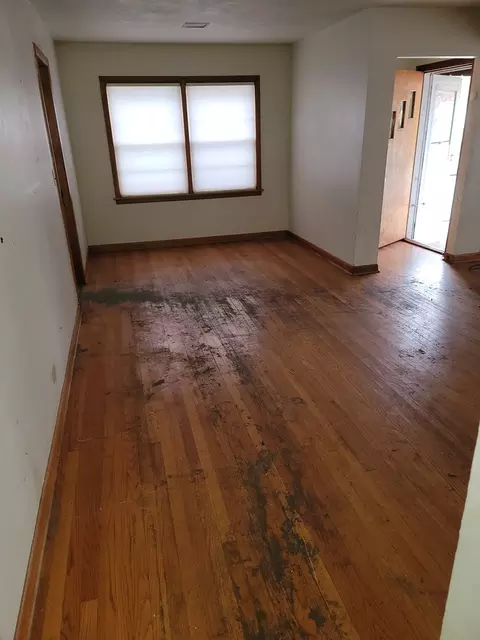 Living - 213 S Summit St, Wheaton, IL 60187 photo 4 of 4