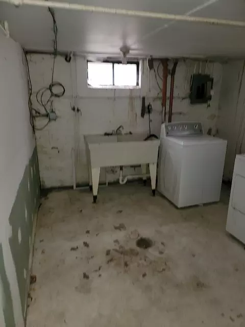 Other - 213 S Summit St, Wheaton, IL 60187 photo 11 of 17