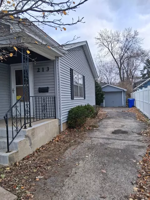 Other - 213 S Summit St, Wheaton, IL 60187 photo 2 of 17