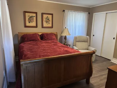 Bedroom - 400 E Knox St, Morrison, IL 61270 photo 1 of 4