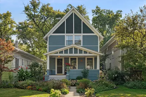 222 S Cuyler Ave, Oak Park, IL 60302