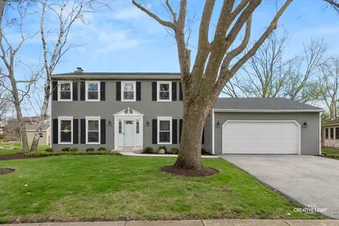 906 Sumter Ct, Naperville, IL 60540