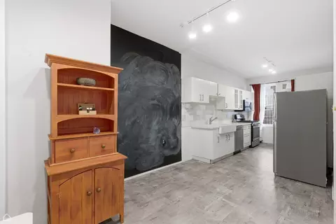 Kitchen - 1404 E 56th St #1, Chicago, IL 60637 photo 1 of 1