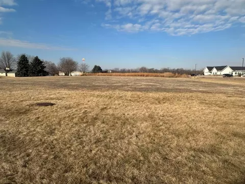 00 Maynard Way, Dewitt, IA 52742 photo 2