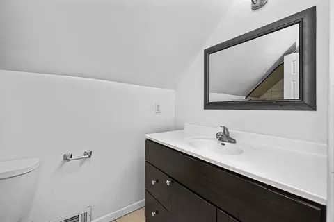 Bath - 1715 3rd St, Moline, IL 61265 photo 3 of 3