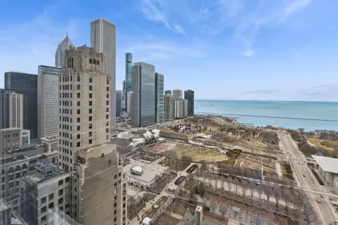 60 E Monroe St #3402, Chicago, IL 60603 photo 24