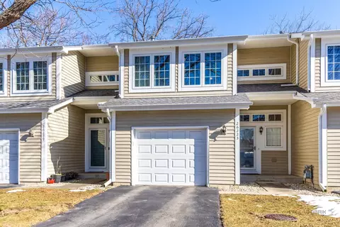 26223 N Green St #3D, Mundelein, IL 60060