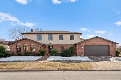1141 N Delphia Ave, Park Ridge, IL 60068