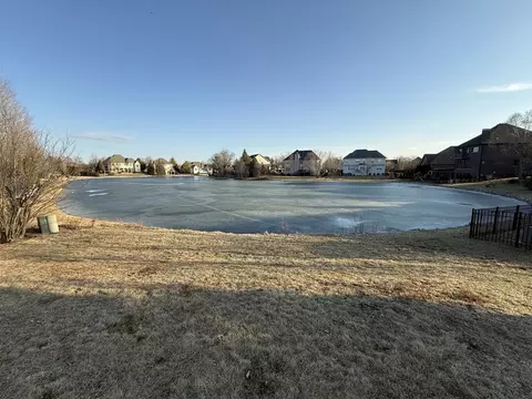 710 Reserve Ln, Joliet, IL 60431