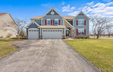 601 Meade Blvd, North Aurora, IL 60542