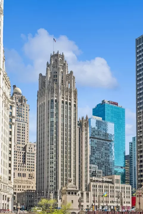 435 N Michigan Ave #1203, Chicago, IL 60611