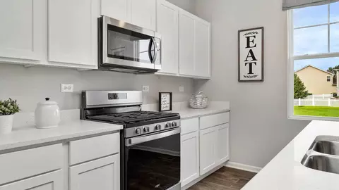 1810 Legacy Pointe Blvd, Plainfield, IL 60586 photo 7
