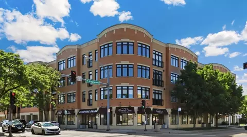 106 S Ridgeland Ave #412, Oak Park, IL 60302
